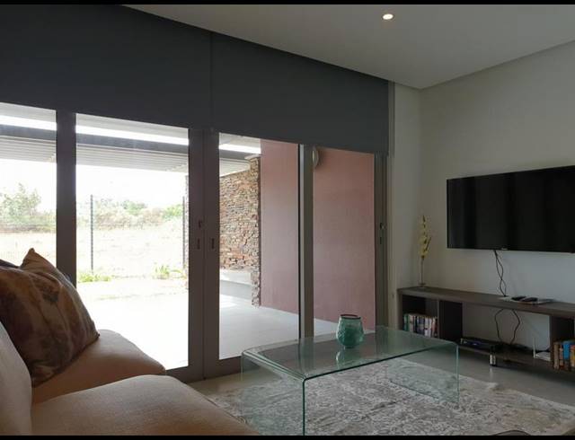 2 BEDROOM PROPERTY TO RENT IN SIBAYA